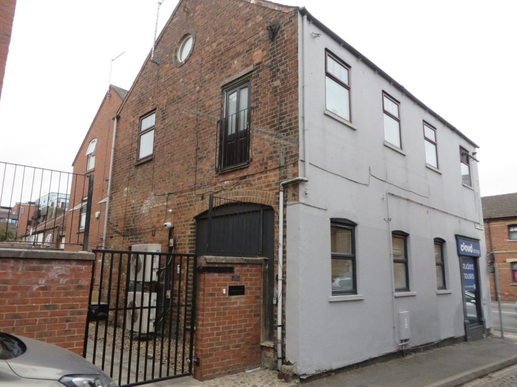 Property photo 2 of 14