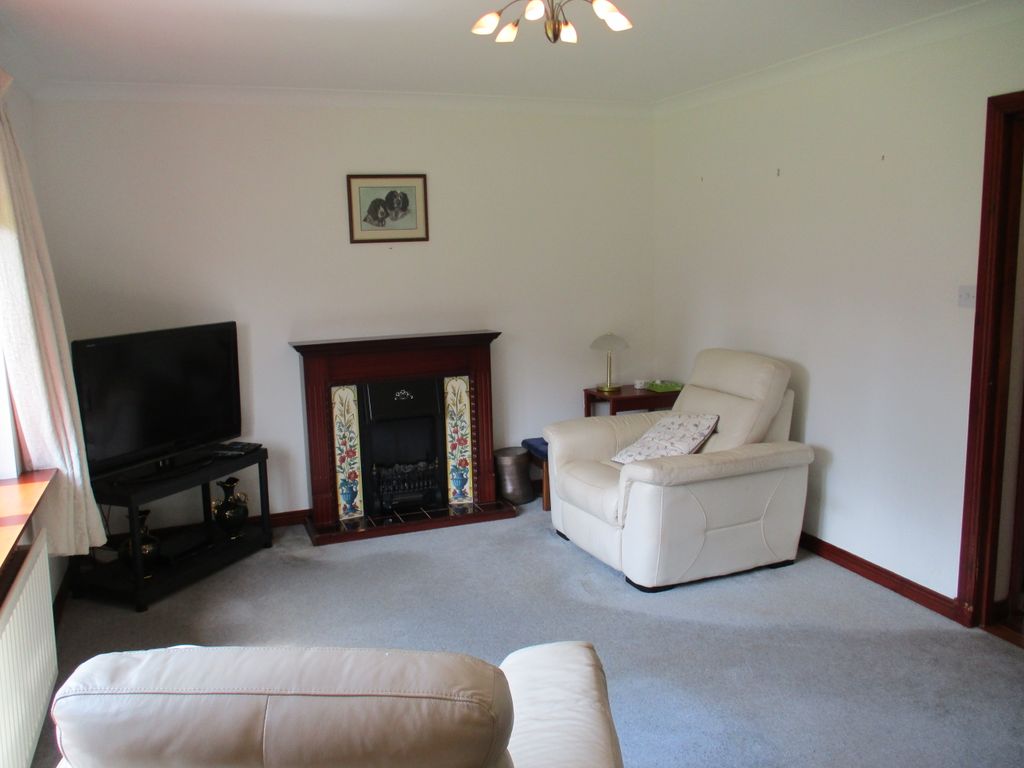 Property photo 2 of 37