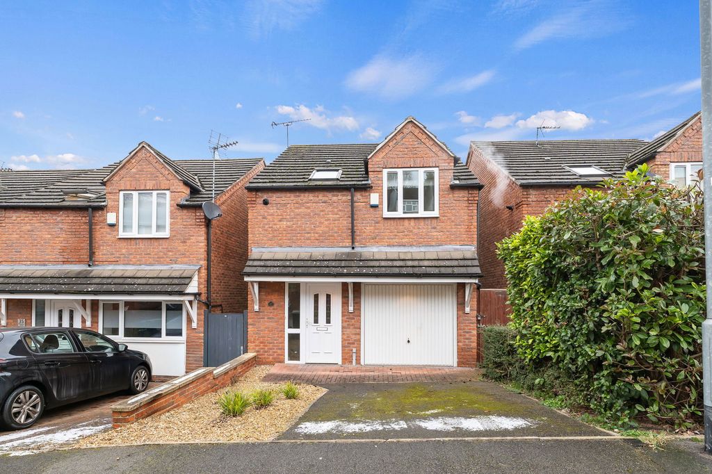 Property photo 2 of 24