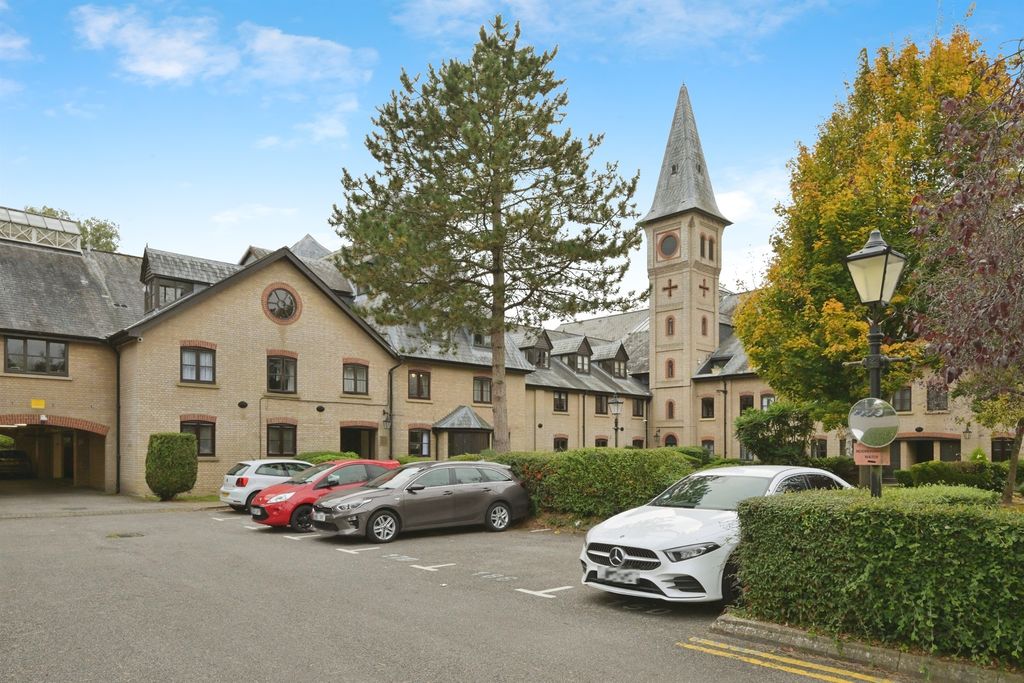 Property photo 1 of 16