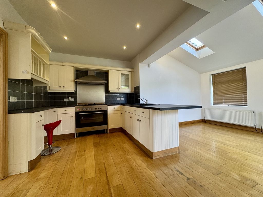Property photo 3 of 9 Best Sales And Letting Agent Sheffield