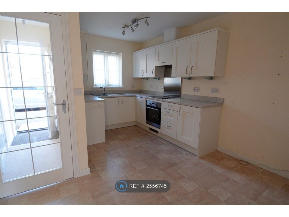 Property photo 3 of 9