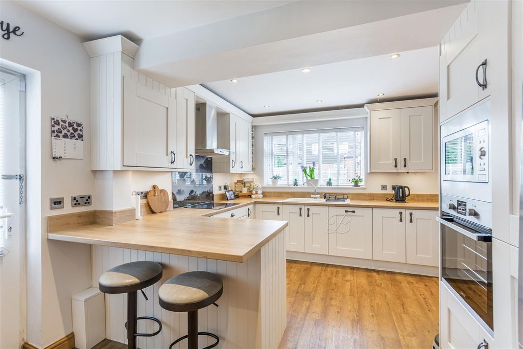 Property photo 2 of 32 CC-Ltd17.Jpg