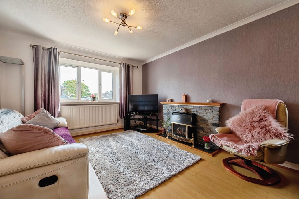 Property photo 2 of 13 Pbox-Img.Jpg