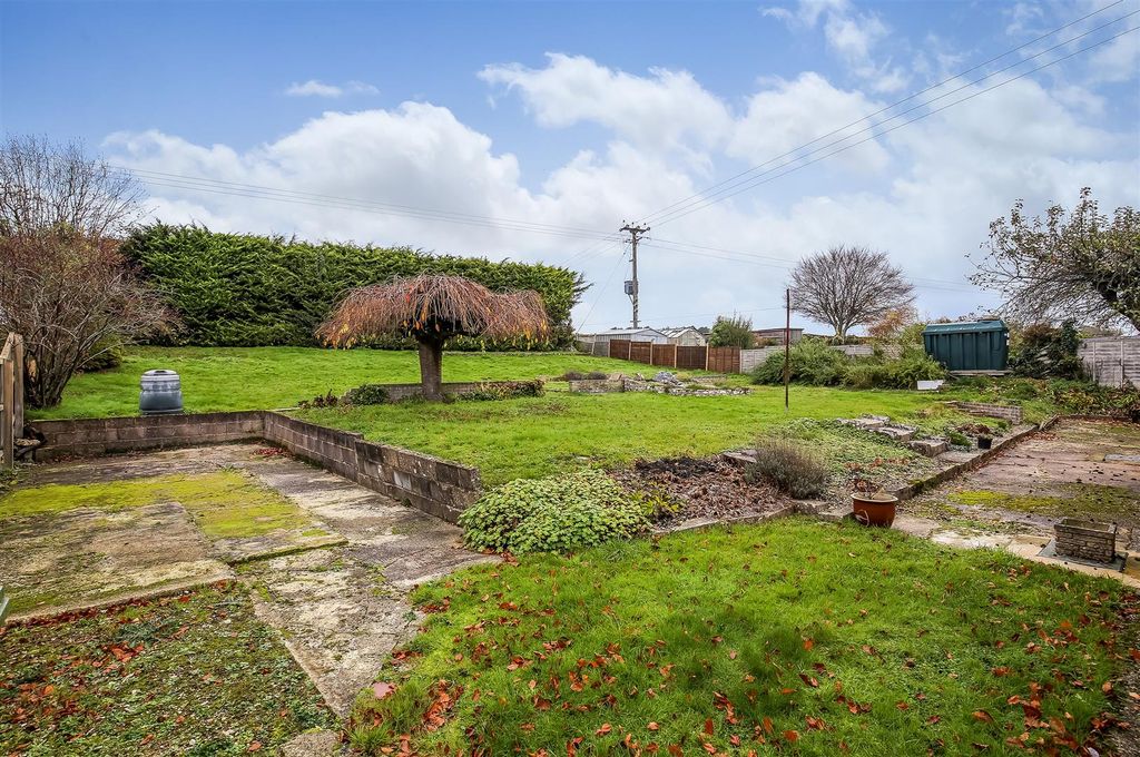 Property photo 2 of 11 Img_5842.Jpg