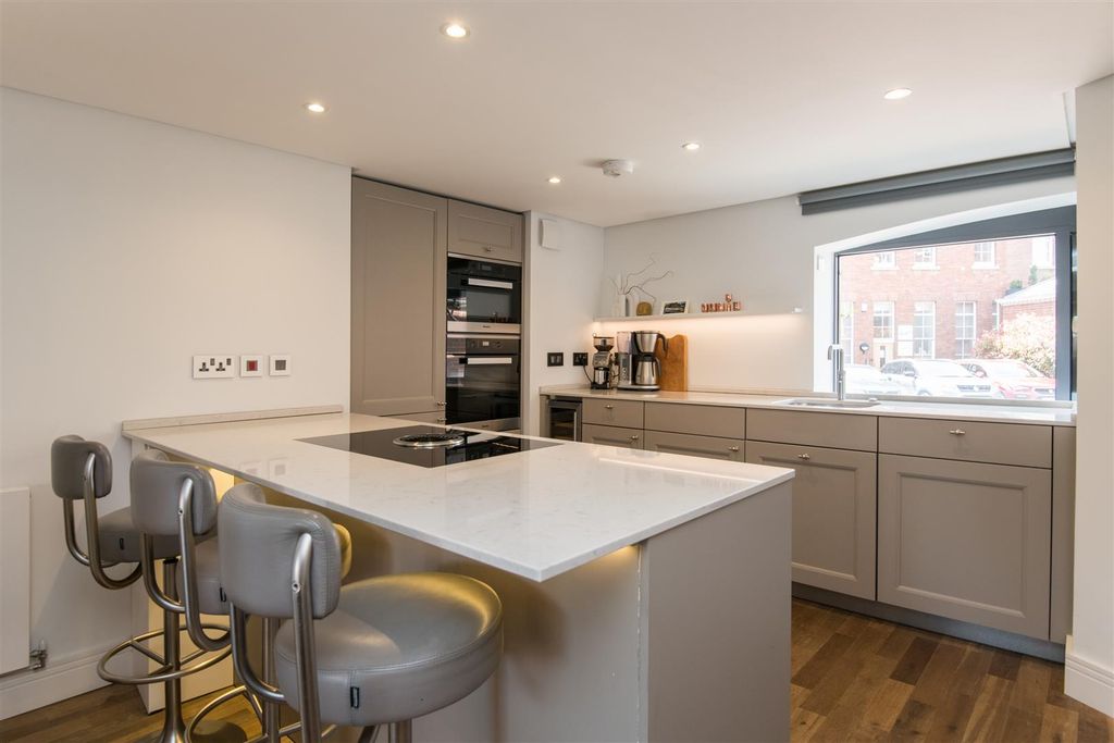 Additional image 15 of 2 bed flat for saleSouthernhay East, Exeter EX1