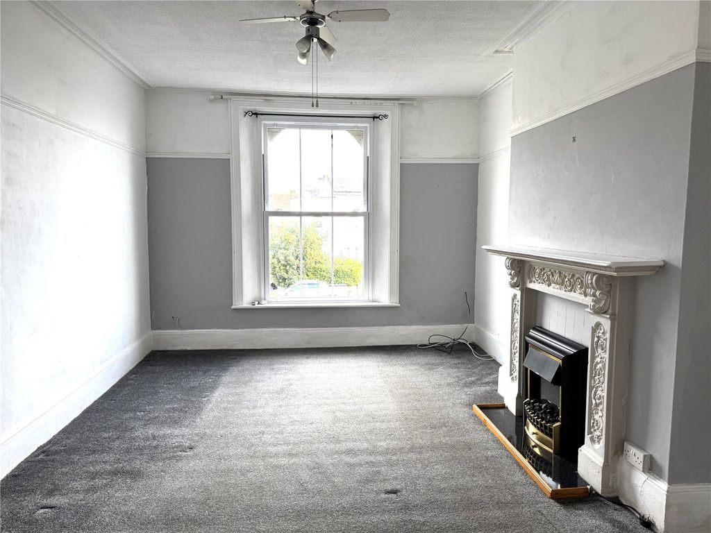 Property photo 2 of 7 Picture No. 02