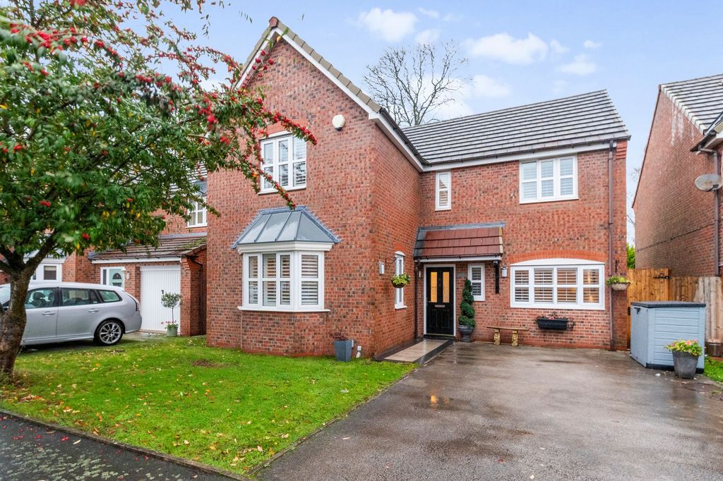 Property photo 1 of 45