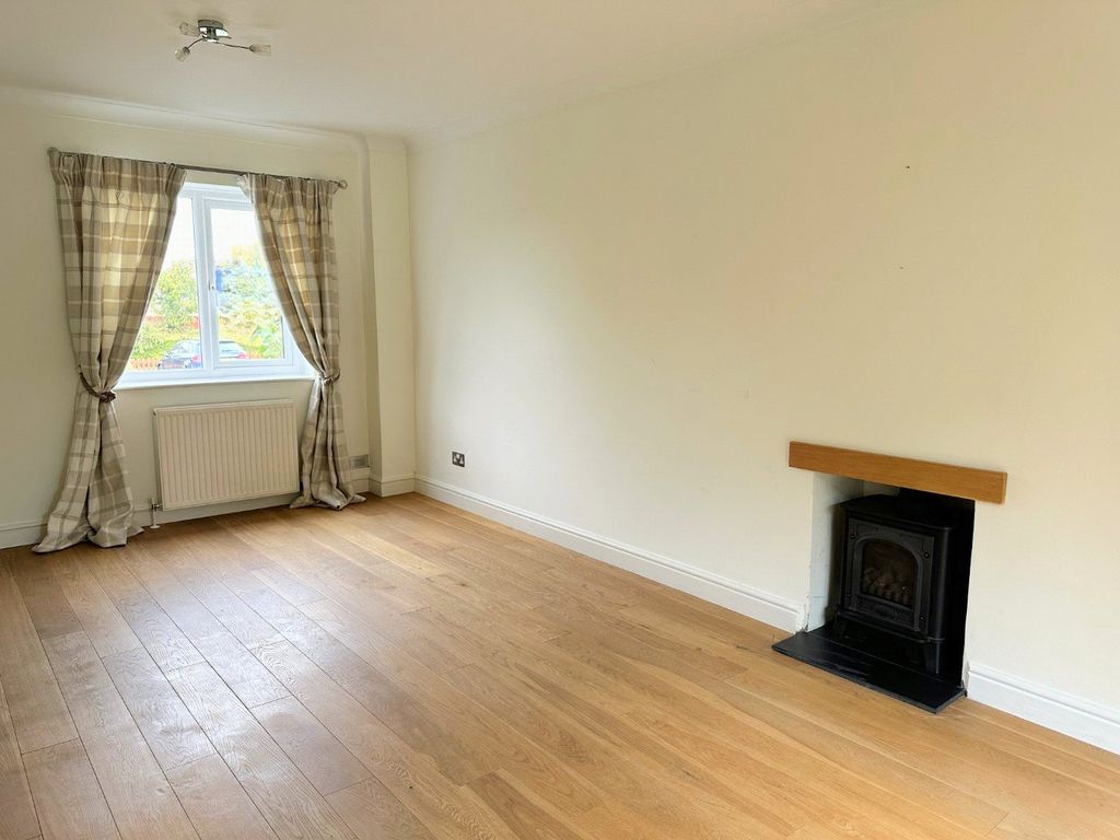 Property photo 2 of 17 Picture No. 51