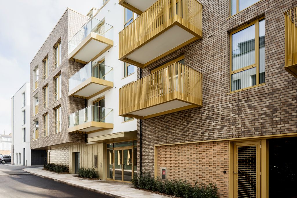 Property photo 3 of 20