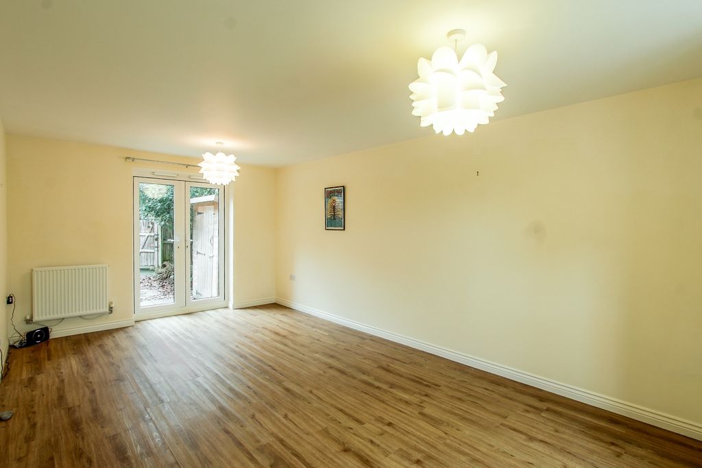 Property photo 2 of 19 Living Room