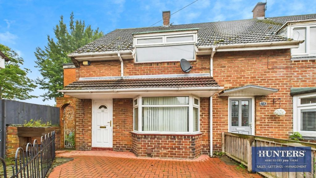Property photo 1 of 17 External