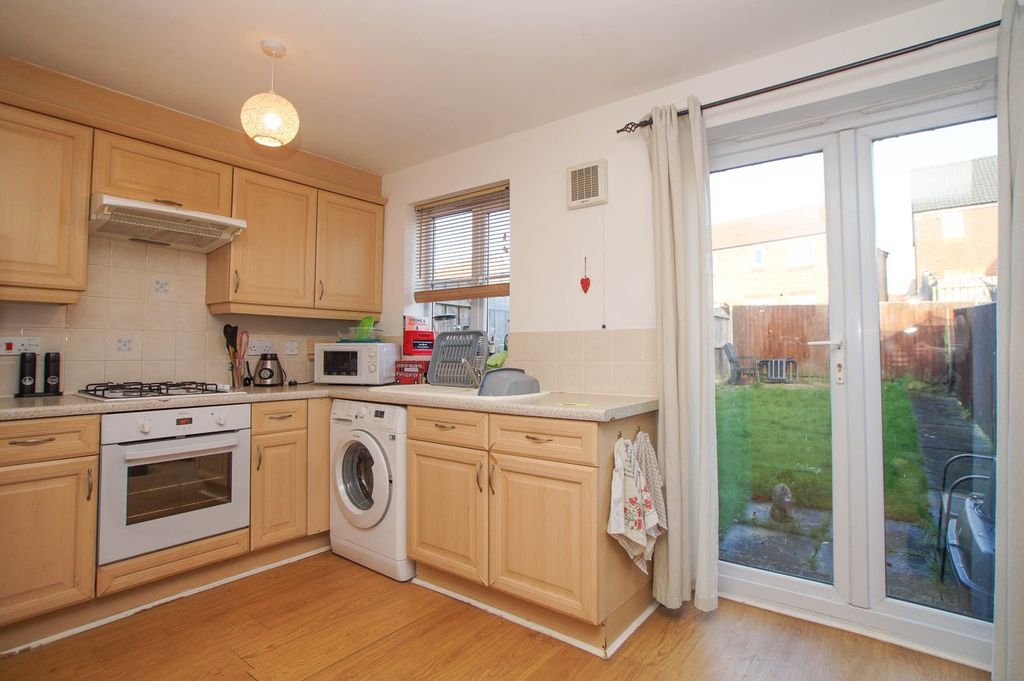 Property photo 3 of 13 Dining Kitchen