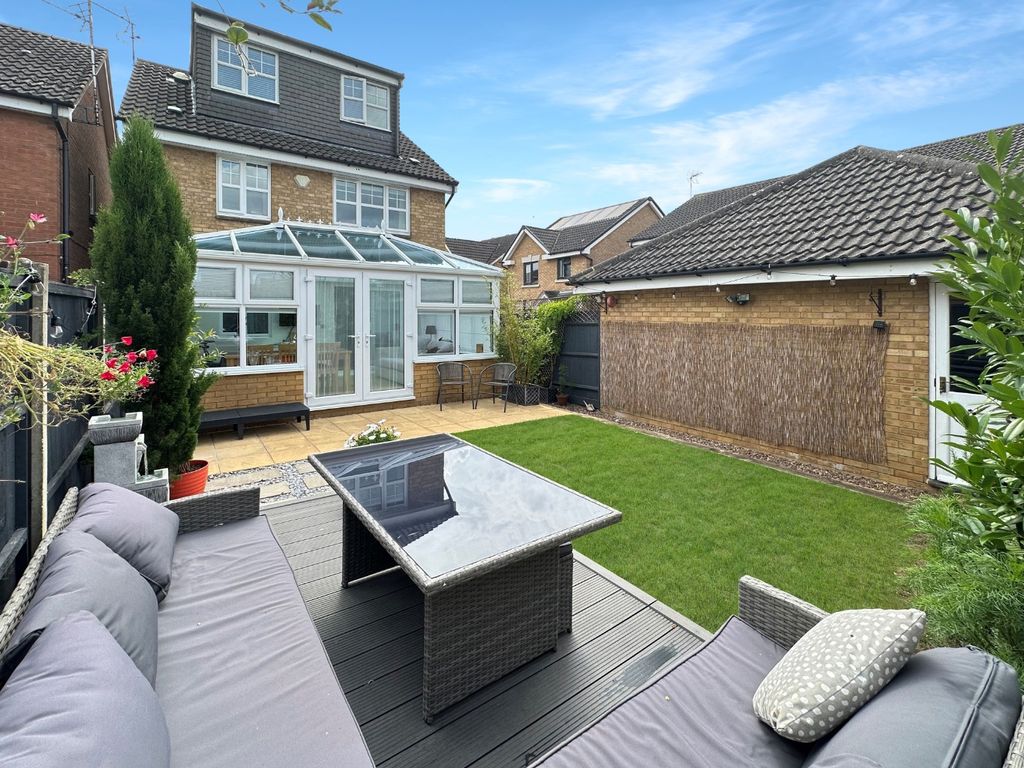 Property photo 2 of 25 4423252