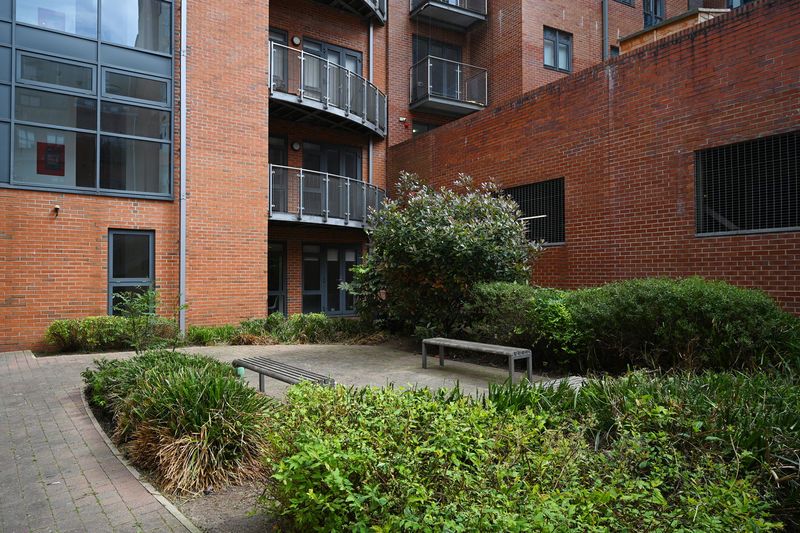 Property photo 1 of 11 External