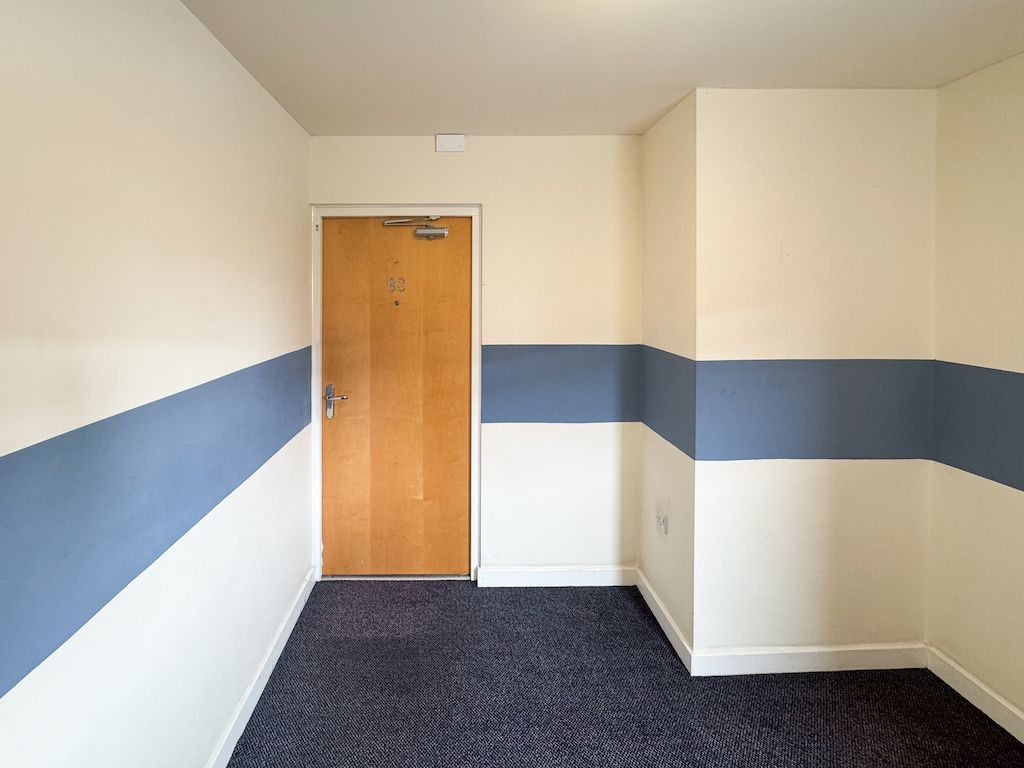 Property photo 3 of 11 Img_5377
