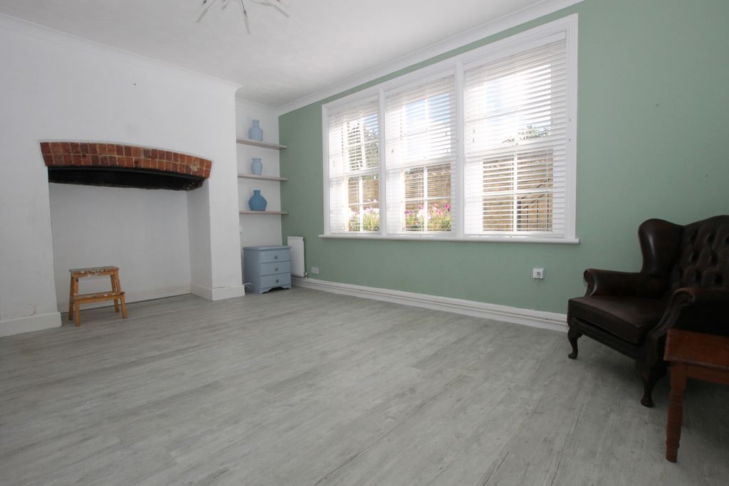 Property photo 3 of 7 Img_0966.Jpg