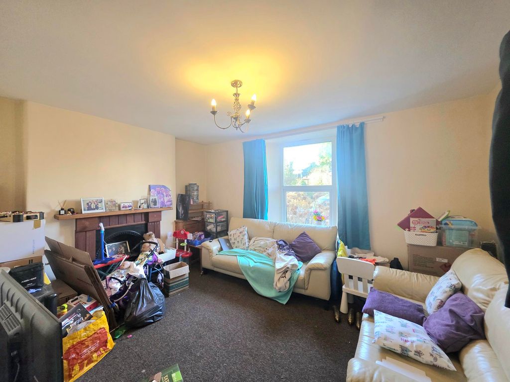 Property photo 3 of 5 Image