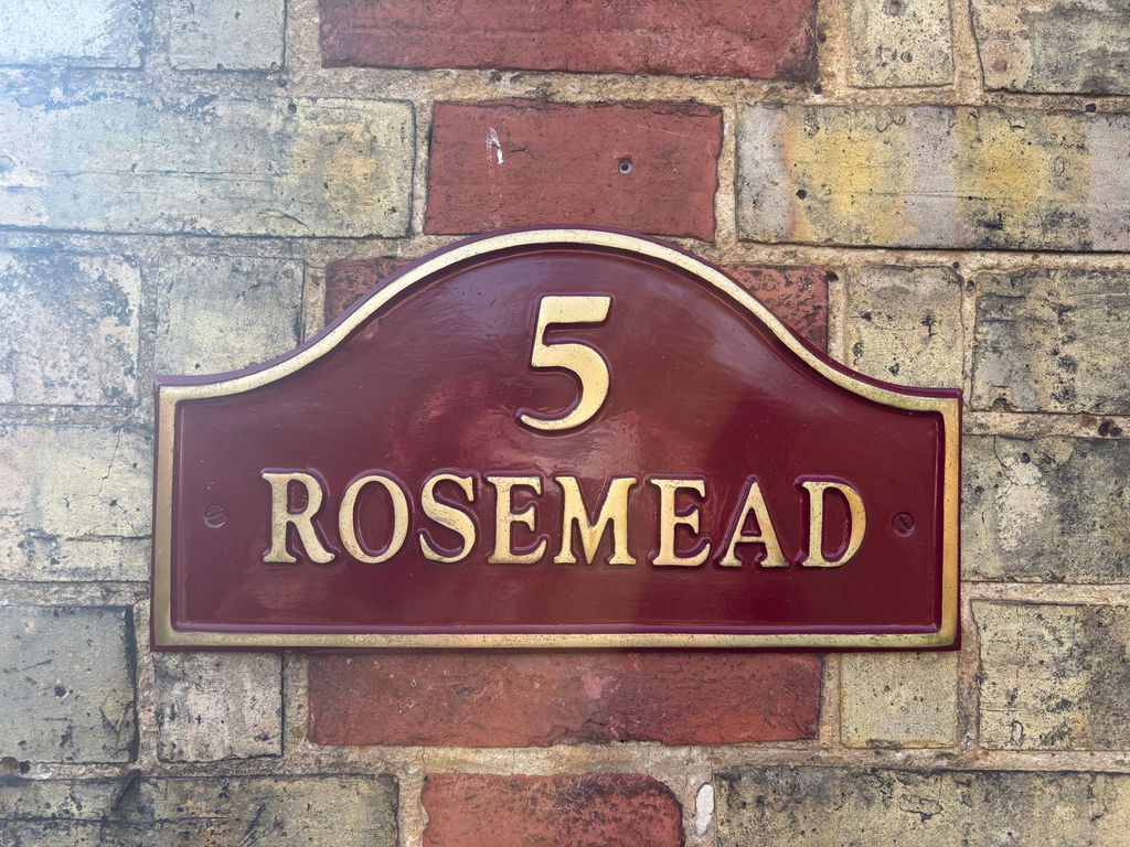 Property photo 2 of 14