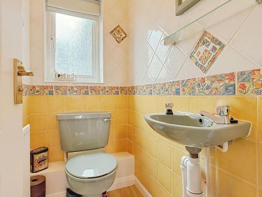 Additional image 10 of 4 bed detached house for saleRobin Chase, Pudsey LS28