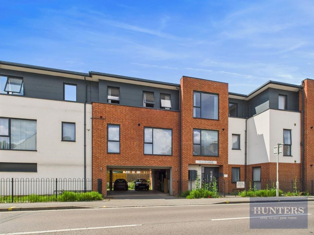 Property photo 1 of 7 Cam02256G0-Pr0365-Still010.Jpg