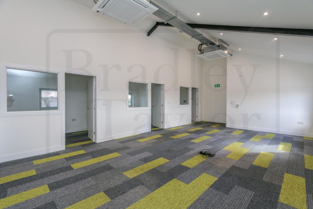 Property photo 1 of 13 Img_0511.Jpg