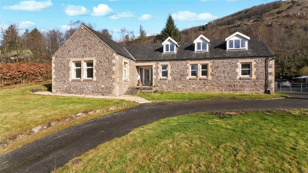 Property photo 2 of 27 External