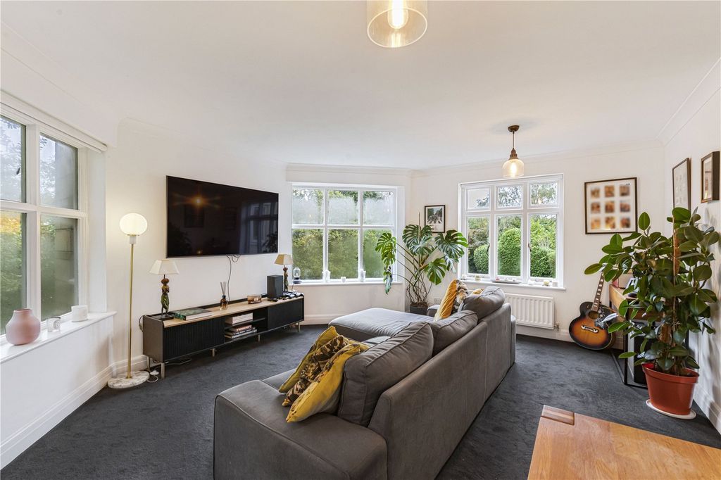 Property photo 3 of 12 Picture No. 10