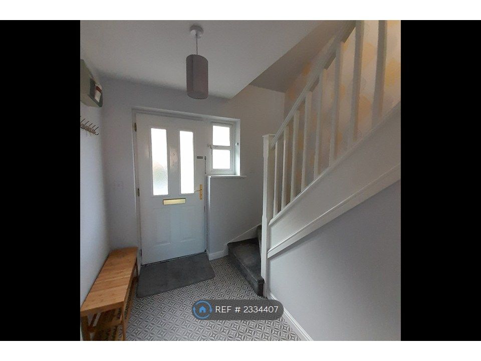 Property photo 2 of 14 Hall