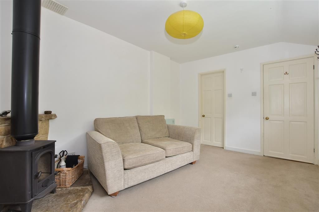 Property photo 1 of 8 Lounge