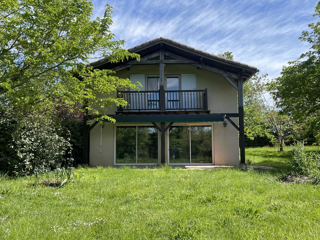 Property photo 2 of 43