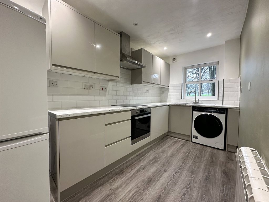 Property photo 3 of 8 Picture No. 03