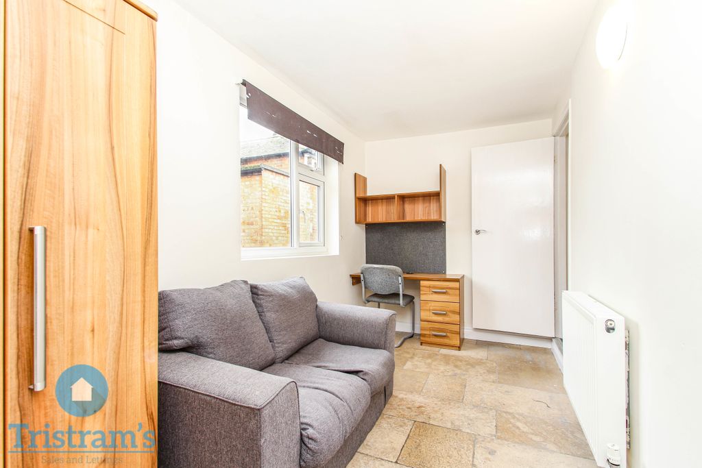 Property photo 2 of 7 Img_3302