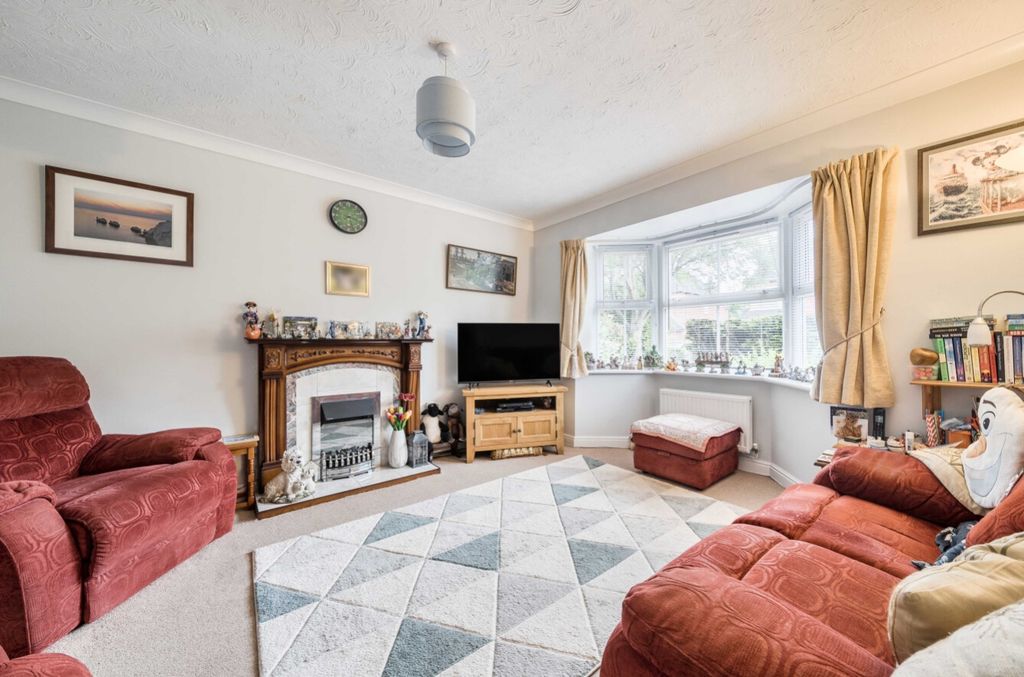 Property photo 2 of 32 1297074-8-6835d7Ad9Da58