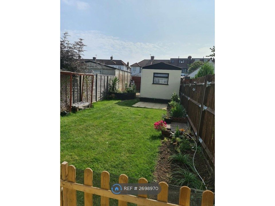 Property photo 3 of 6