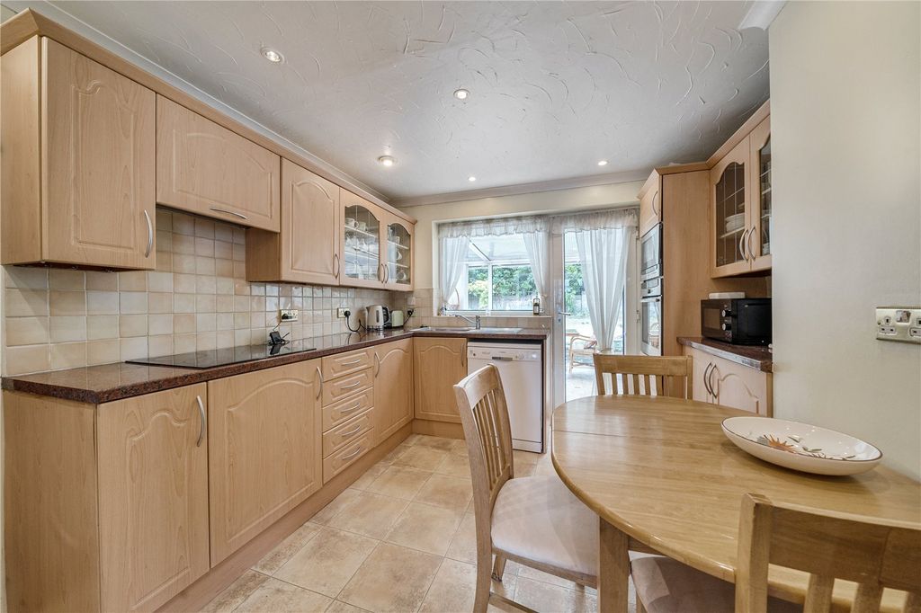 Property photo 3 of 14 Picture No. 05