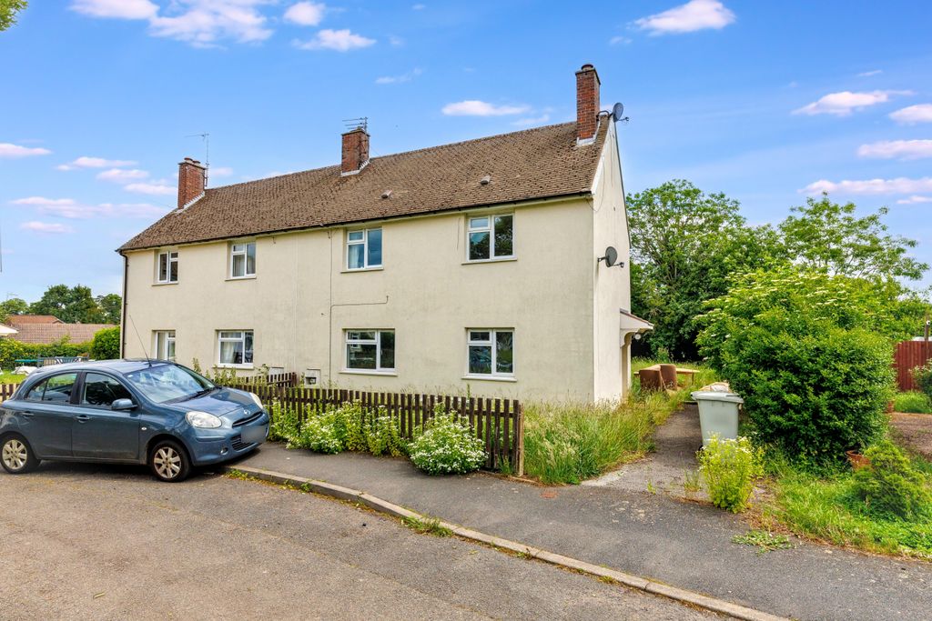 Property photo 1 of 18 10 Newtown Crescent, Uppingham, Oakham, Rutland, Le15 9Tp