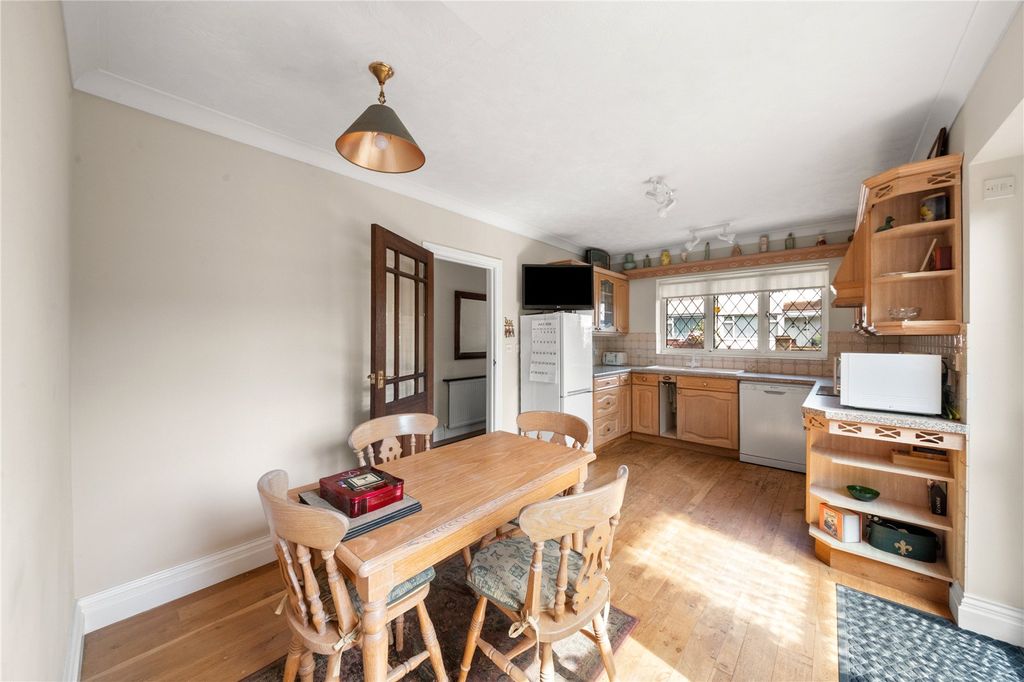 Property photo 3 of 29 Picture No. 26