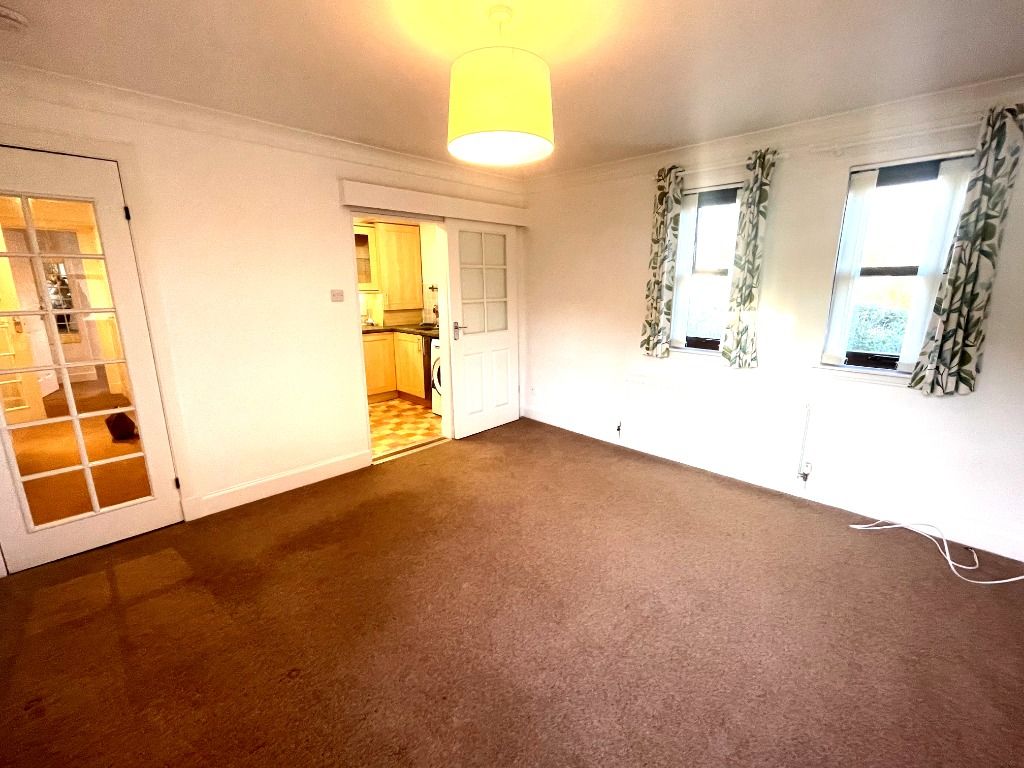 Property photo 3 of 11 Photo 3