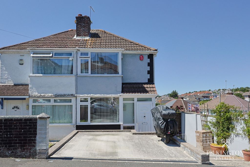 Property photo 1 of 12 5258851