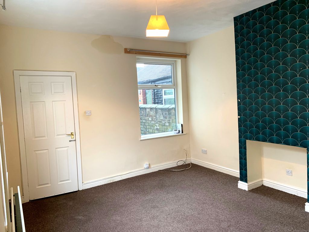 Property photo 3 of 8 B1