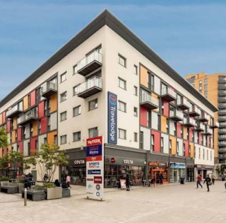 Property photo 1 of 2