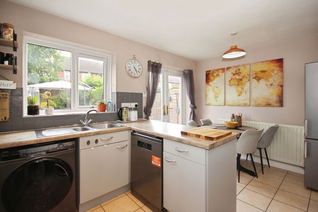 Property photo 3 of 15 Pbox-Img.Jpg