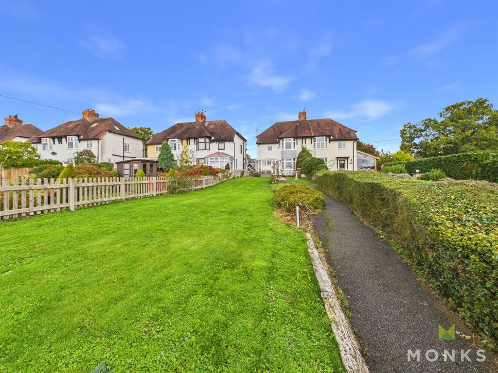 Property photo 1 of 33 Cam05540G0-Pr0085-Still053.Jpg