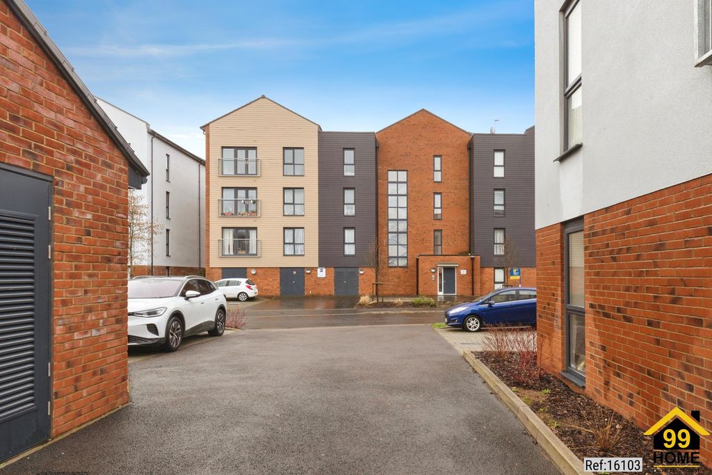 Property photo 2 of 20 Photo 1