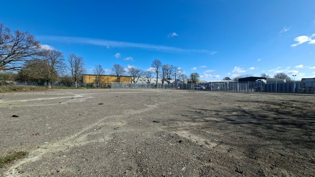 Property photo 1 of 7 Photo 9