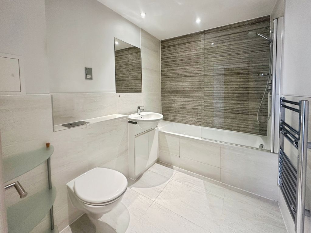 Property photo 3 of 10 Pbox-Img.Jpg