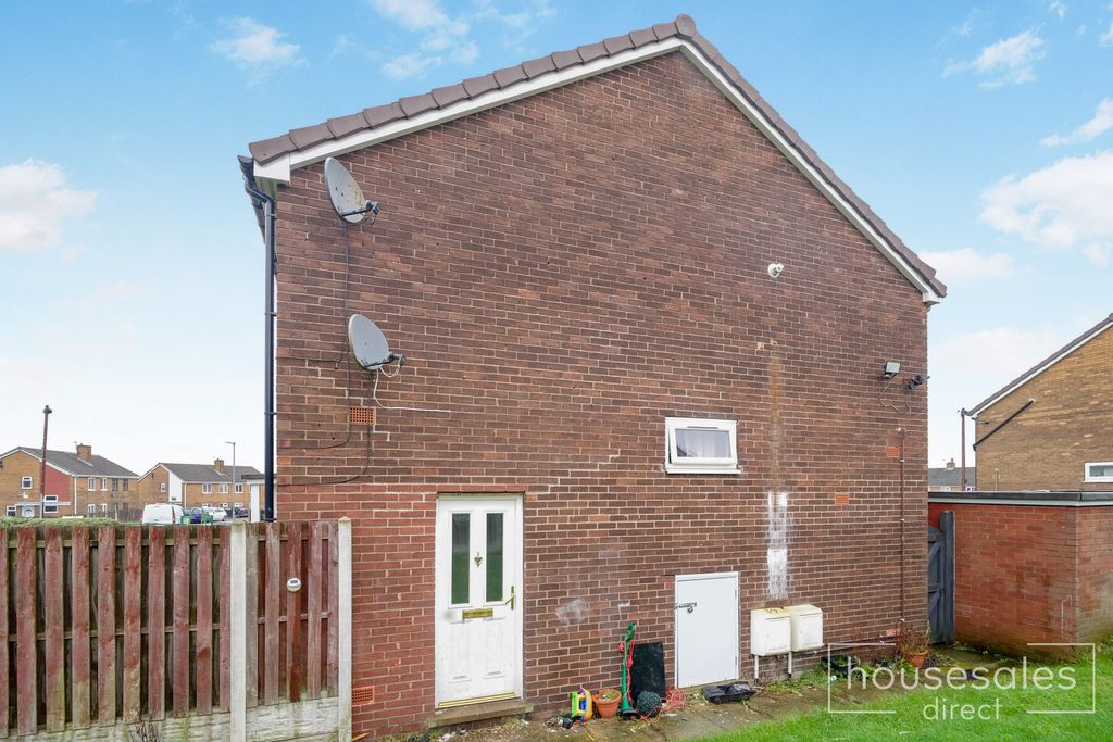 Property photo 2 of 16