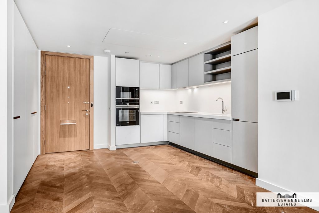 Property photo 3 of 15 5107062