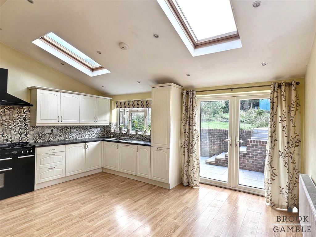 Property photo 3 of 25 Img_0842.Jpg